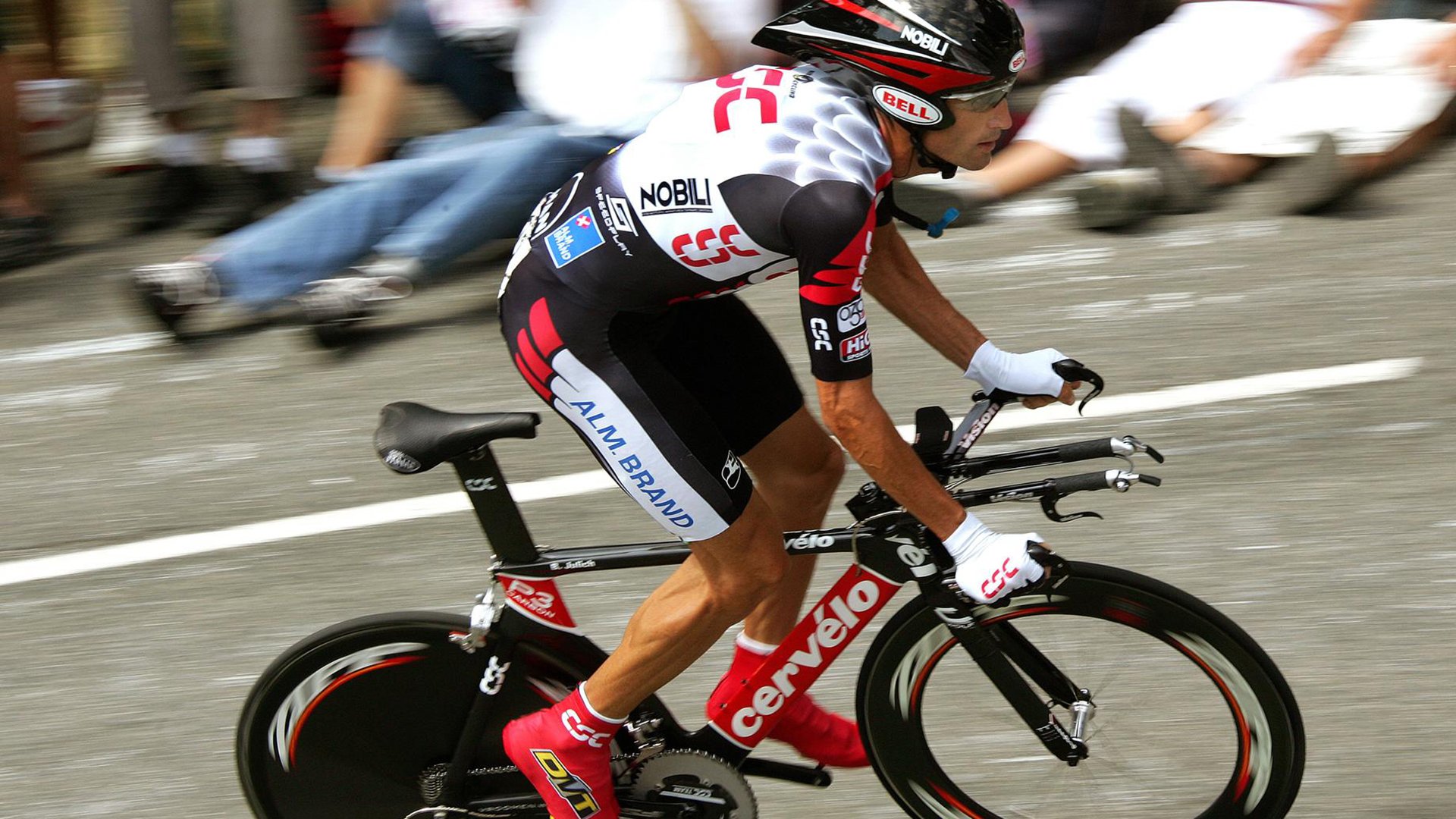 德甲争冠战之夜，浓眉存在感拉满，当聚光灯照向配角